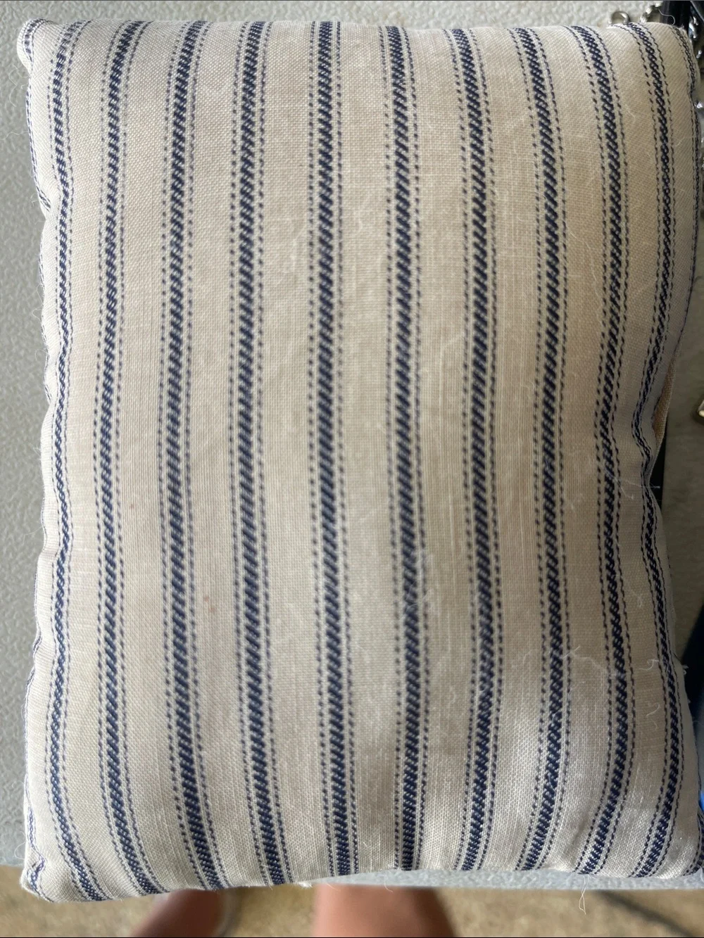 Red Cloud Printed Accent Pillow - Vintage Style Blue & Cream